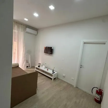 Апартаменты House Vittoria *